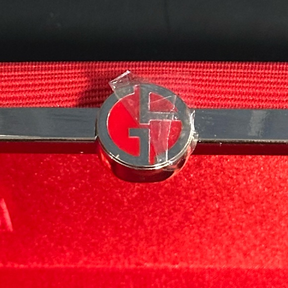 Giorgio Armani Hard Case - Picture 7 of 9